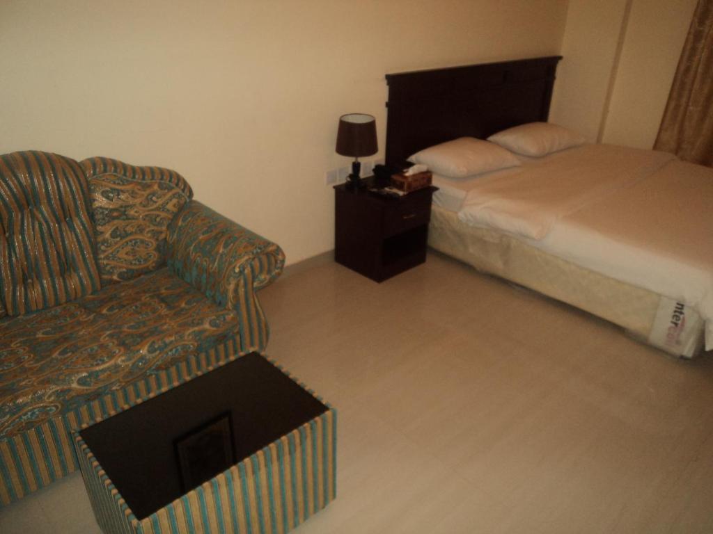 Taj Al Arab Hotel Al Burimi Al Buraimi Zimmer foto